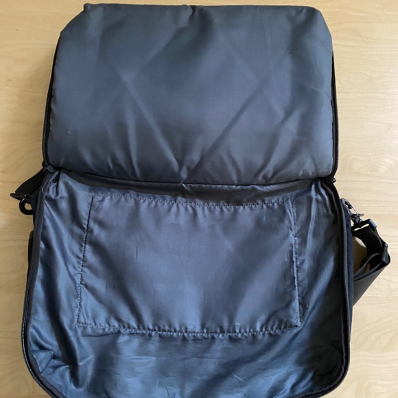 Timbuk2 Messenger Bag - Picture 7 of 10